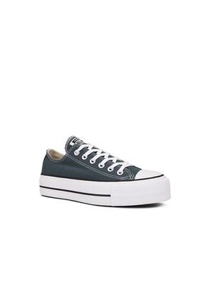 Converse Chuck Taylor All Star Lift Sneaker in Green. Size 6.5. Also in 9.5.