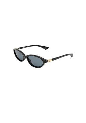 Le Specs Duskfall Sunglasses in Black.