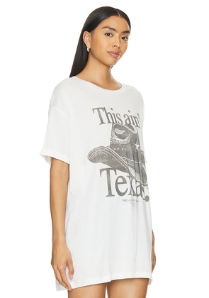 The Laundry Room This Ain't Texas Oversized Tee in White. Size S. Also in L, M, XS.