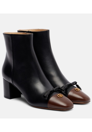 Valentino Garavani Valet Du Roi leather ankle boots