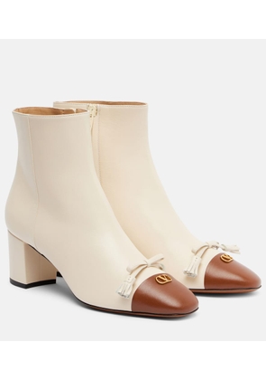 Valentino Garavani Valet Du Roi 60 leather ankle boots