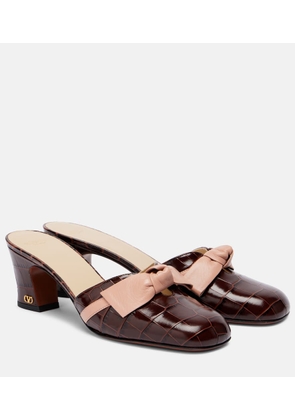 Valentino Garavani Knotty 60 leather mules