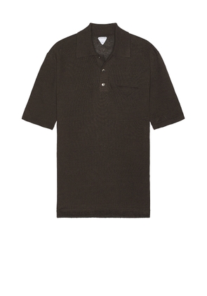 Bottega Veneta Lightweight Linen Triangle Pocket Polo in Dark Brown Melange - Brown. Size L (also in ).