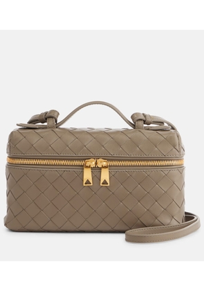 Bottega Veneta Bang Bang Intrecciato leather vanity bag