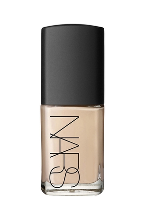Nars Sheer Glow Foundation - Gobi