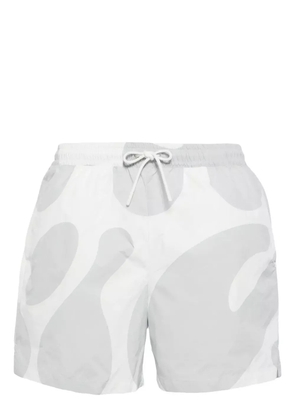 Alpha Tauri Popir abstract-print deck shorts - White