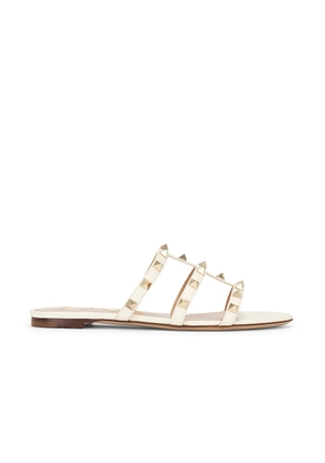 Valentino Garavani Rockstud Slide in Light Ivory - Ivory. Size 40 (also in ).