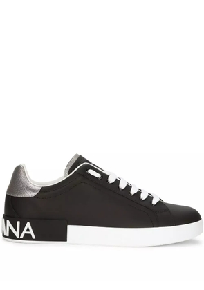 Dolce & Gabbana logo-patch low-top sneakers - Black