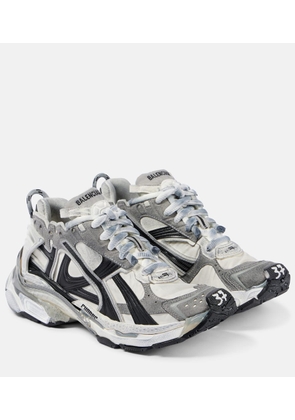 Balenciaga Runner sneakers