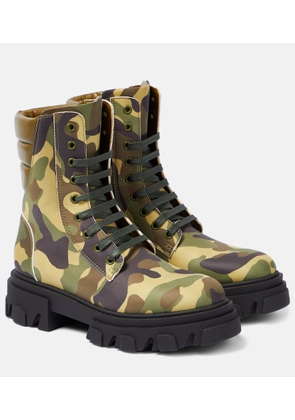 Gia Borghini Gia 35 camouflage combat boots