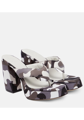 Gia Borghini Gia 17 Uni camouflage platform thong sandals