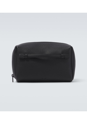 Loro Piana Extra Medium leather toiletry bag