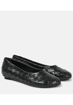 Bottega Veneta Intrecciato leather ballet flats