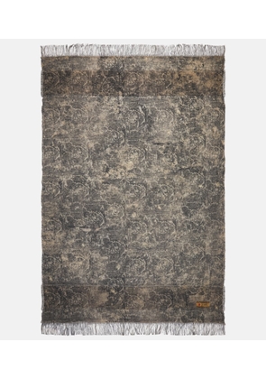 The House of Lyria Inule throw