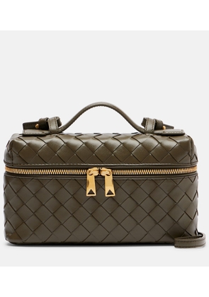 Bottega Veneta Bang Bang Intrecciato leather vanity bag