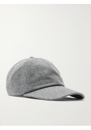 AMI PARIS SMALL A CANVAS CAP グレー AMI Paris Men's Small A Canvas Cap in Mineral Grey AMI