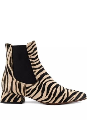 Chie Mihara Helix ankle boots - Neutrals