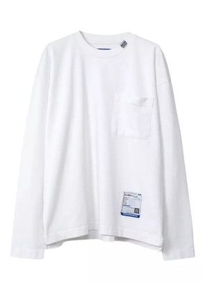in･stru(men-tal). chest-pocket long-sleeve T-shirt - White