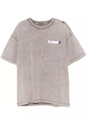 Musium Div. logo-patch T-shirt - Grey