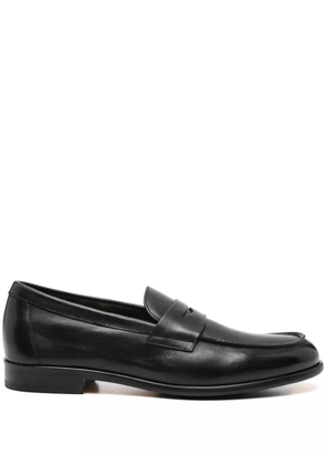 Doucal's leather loafers - Black