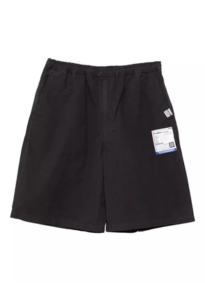 in･stru(men-tal). logo-patch shorts - Black