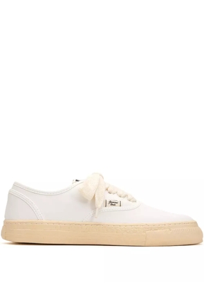 General Scale. Kiefer past-sole low-top sneakers - White