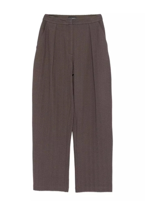 Emporio Armani chevron-motif pleated straight trousers - Brown