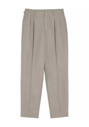 LEMAIRE pleated-front side-adjustable trousers - Grey