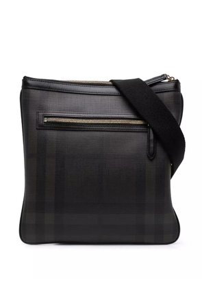 Burberry Pre-Owned 2000-2017 Smoke Check Coated Canvas crossbody bag - Grey