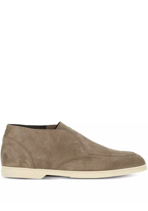 Doucal's suede slip-on desert boots - Brown