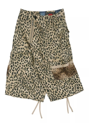 Andersson Bell leopard-print cargo shorts - Neutrals