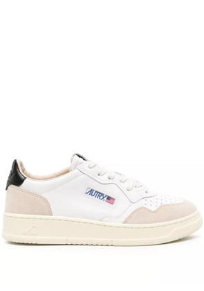 Autry Medalist leather sneakers - White