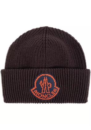 Moncler logo-patch wool beanie - Brown