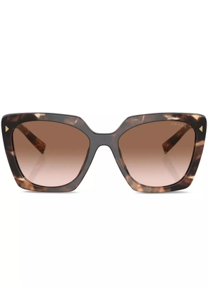 Prada Eyewear oversize cat-eye sunglasses - Green