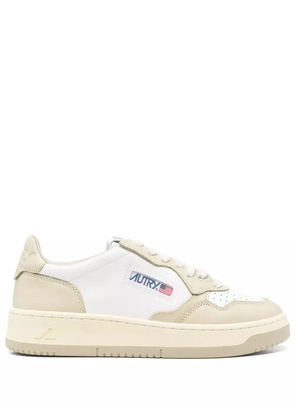 Autry Medalist low sneakers - White