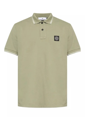 Stone Island logo-patch tipped polo shirt - Green