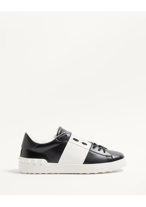 Valentino Garavani Calfskin Open Sneaker Man BLACK/WHITE 39
