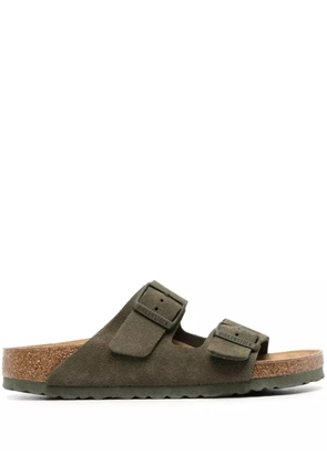 Birkenstock Arizona logo-engraved suede sandals - Green