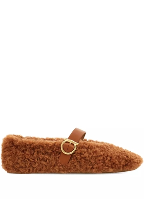 Ferragamo shearling ballet flats - Brown