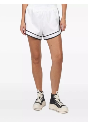 FREEDÉR contrast-piping shorts - White