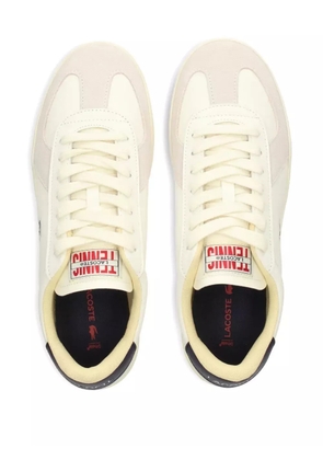Lacoste lace-up low-top sneakers - White
