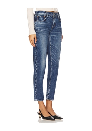 Moussy Vintage Okahumpka Tapered Jeans in Denim-Medium. Size 31. Also in 32.
