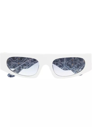 Dolce & Gabbana Eyewear logo-plaque square-frame sunglasses - White