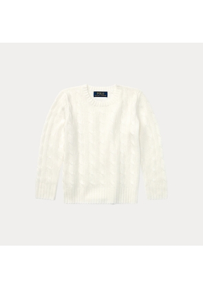 The Iconic Cable-Knit Cashmere Jumper