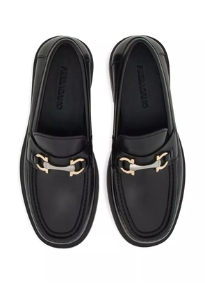 Ferragamo Gancini-buckle leather loafers - Black