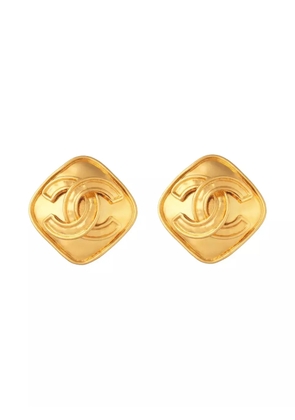 CHANEL Pre-Owned 1994s diamond-shaped clip-on earrings - Gold