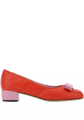 Ferragamo signature Vara bow detail pumps - Red