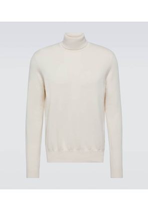Loro Piana Cashmere turtleneck sweater