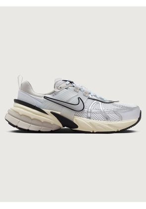 Nike V2k Run - Summit White/Metallic Silver - Size 9