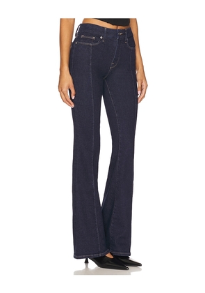 Good American Good Legs Flare in Blue. Size 0. Also in 10, 12, 16, 18, 2, 20, 22, 24, 4, 6, 8.